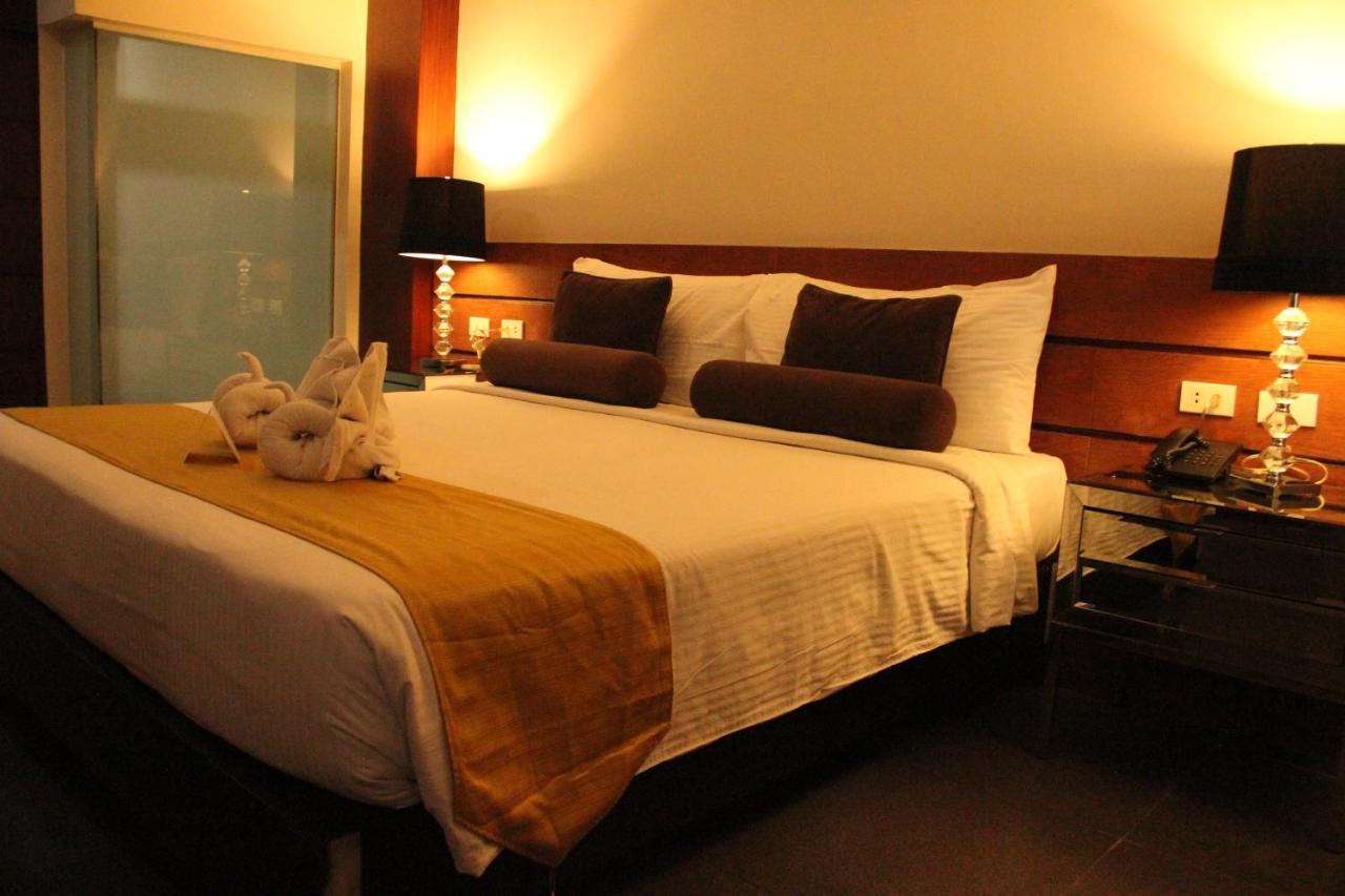 Grace Crown Hotel Angeles Eksteriør billede