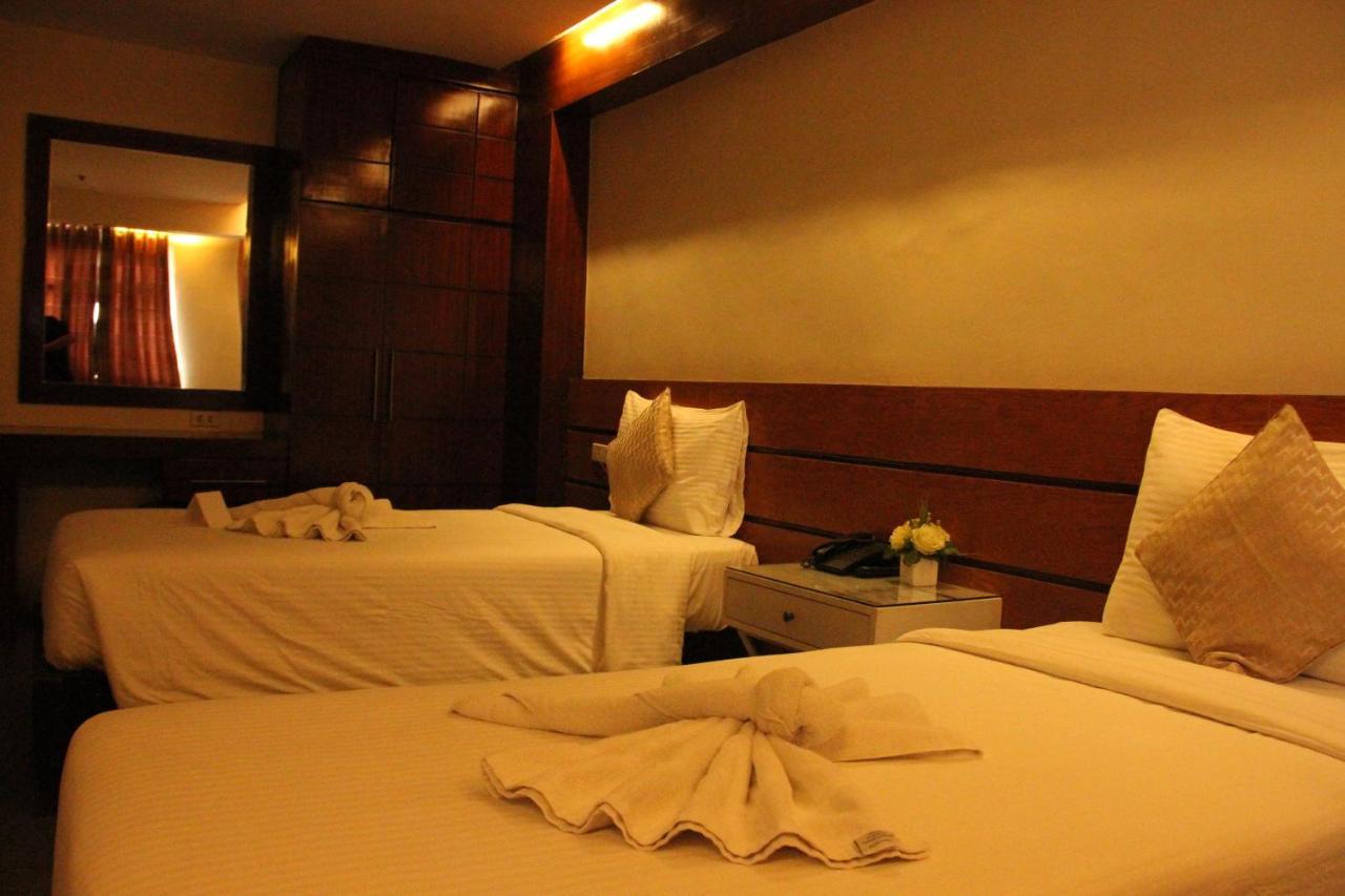 Grace Crown Hotel Angeles Eksteriør billede