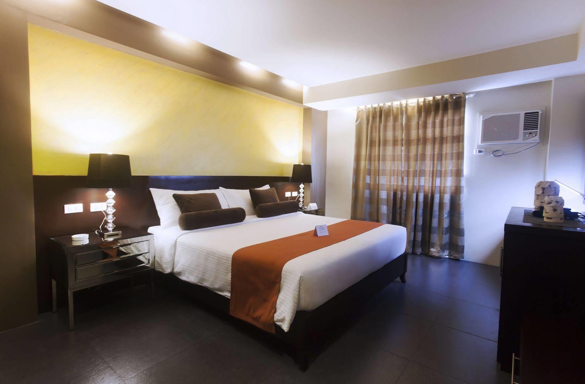 Grace Crown Hotel Angeles Eksteriør billede